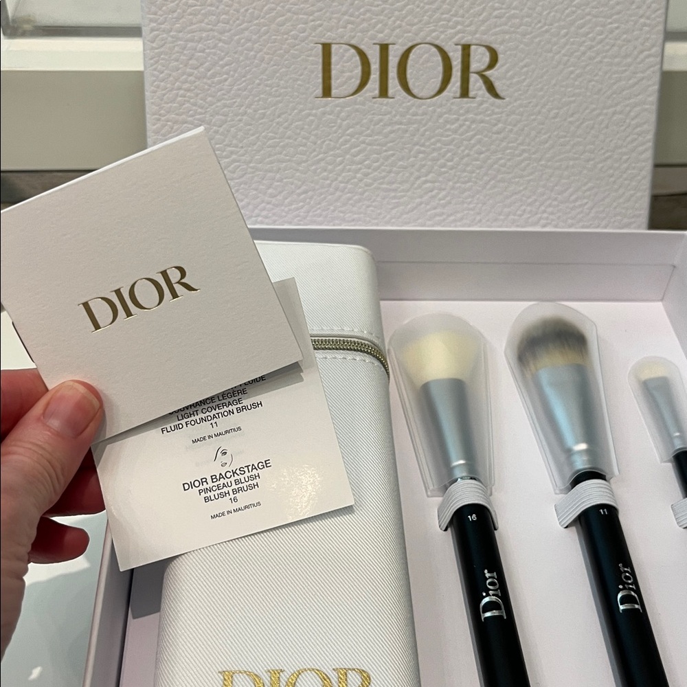 Authentic Dior Brush Collection Set - Picture 4 of 4